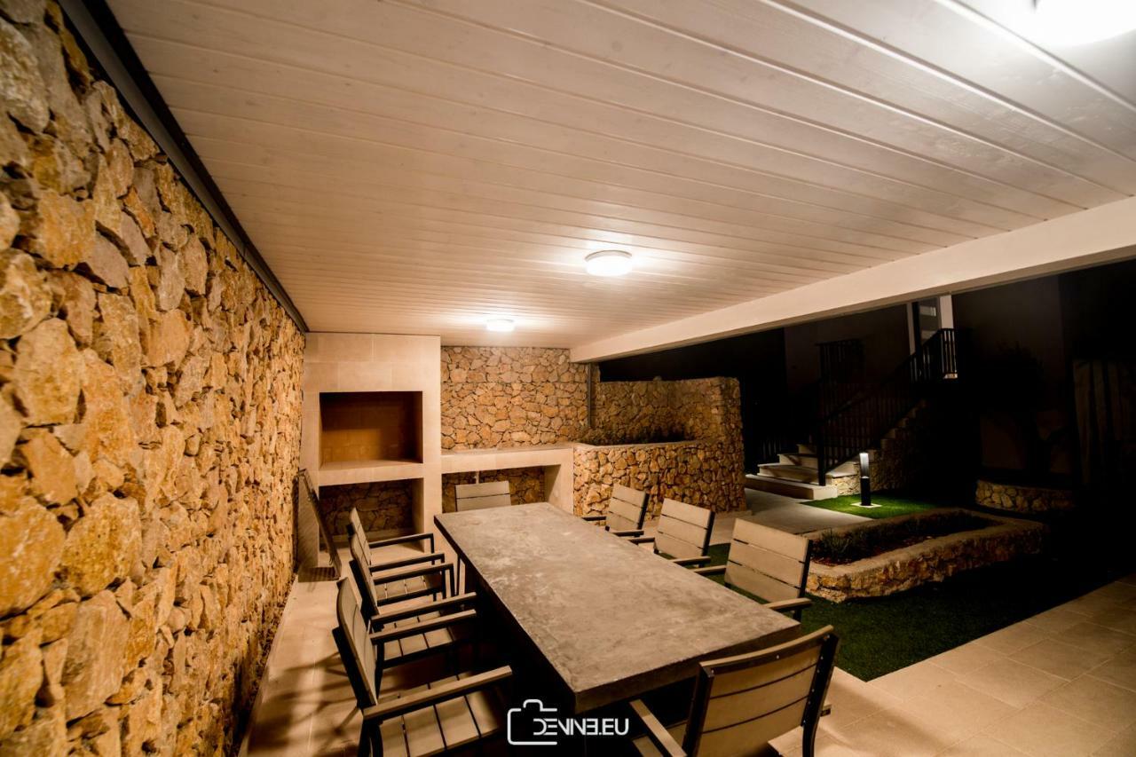 Villa Madomi Kustici Bagian luar foto