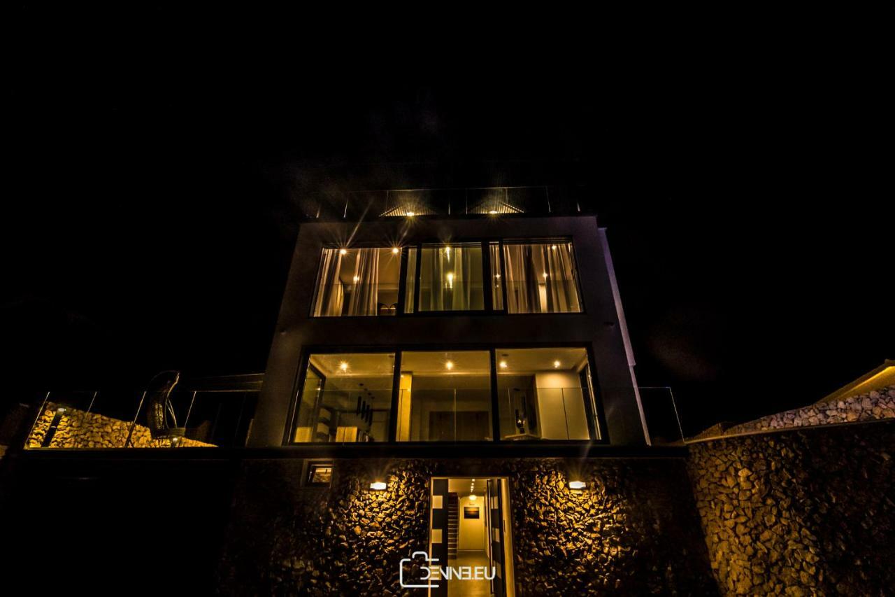 Villa Madomi Kustici Bagian luar foto