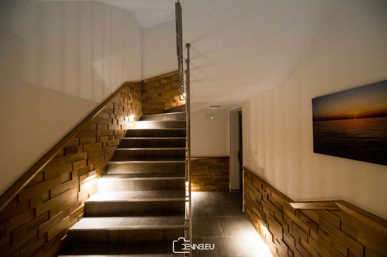 Villa Madomi Kustici Bagian luar foto